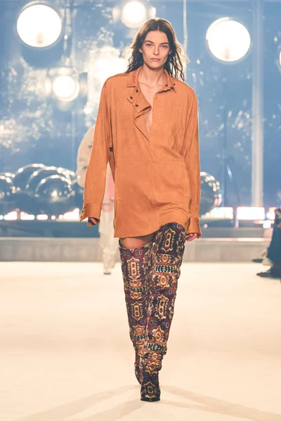 Look 6